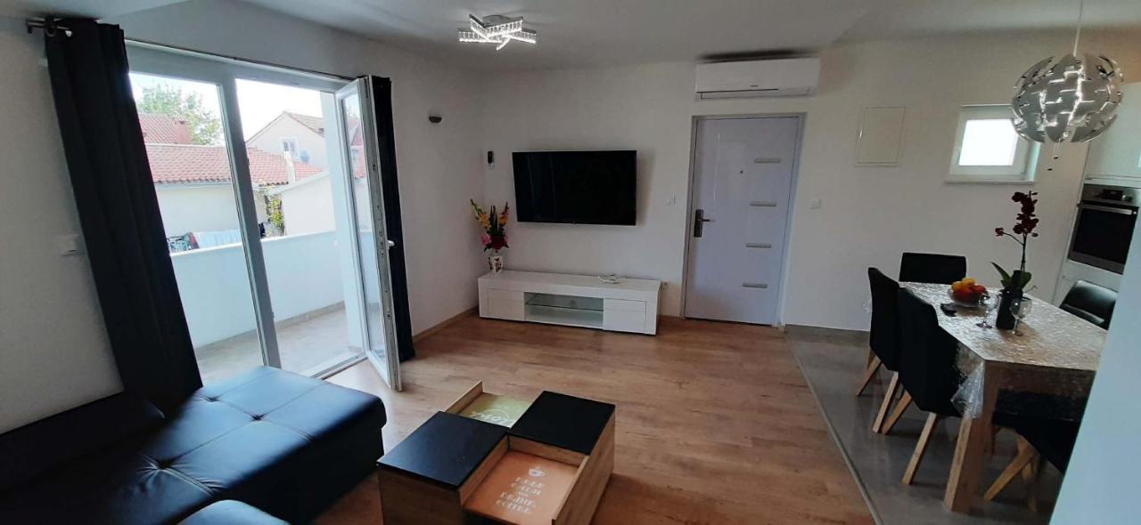 Penthaus Apartment N&M Baška Voda Kültér fotó