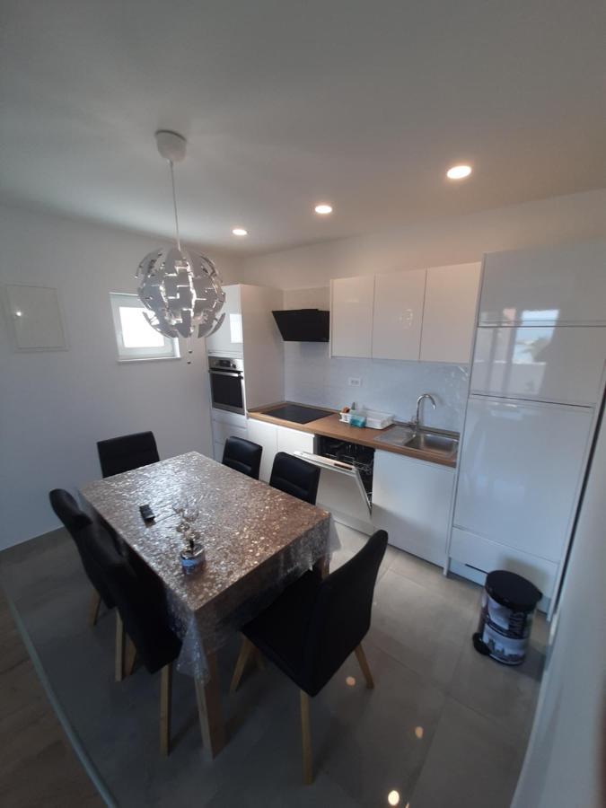 Penthaus Apartment N&M Baška Voda Kültér fotó